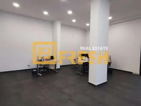 Izdavanje, poslovni prostor, 150m², Centar, Podgorica - image 3