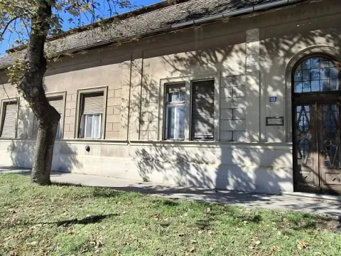 Sale, house, 385m², Centar, Bačka Topola - image 2
