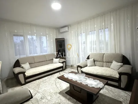 Rent, two bedroom apartment, 104m², Tološi, Podgorica - image 15