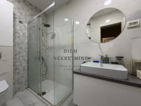 Rent, two bedroom apartment, 70m², Central Point, Podgorica - image 8