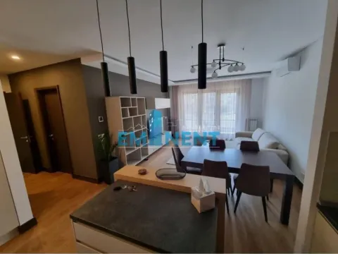 Izdavanje, trosoban stan, 85m², Savski Venac, Beograd - image 2