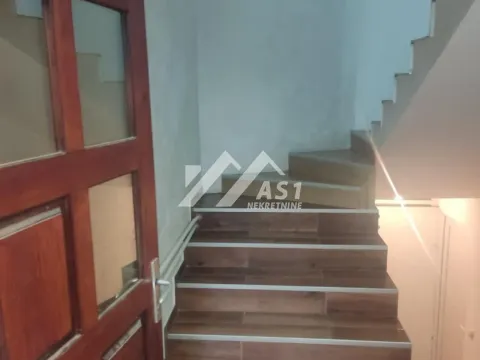 Izdavanje, kuća, 100m², Adice, Novi Sad Sve Podlokacije - image 8