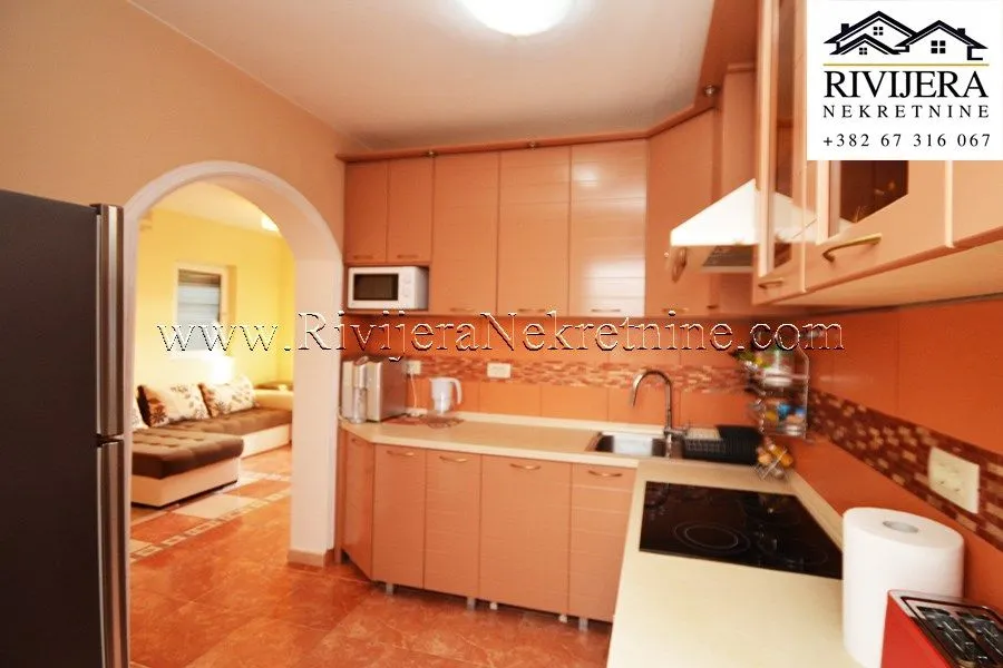Sale, two bedroom apartment, 56m², Sveti Stefan, Budva