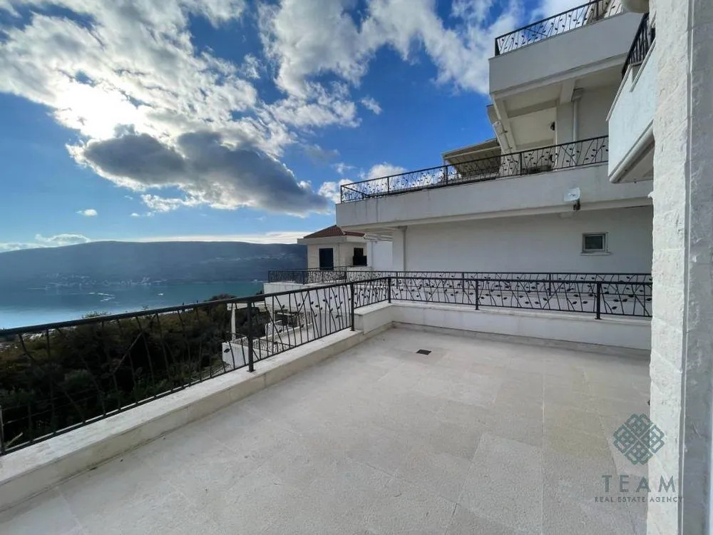 Prodaja, dvosoban stan, 156m², Topla, Herceg Novi