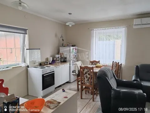 Prodaja, kuća, 92m², Novo Selo, Subotica - image 5