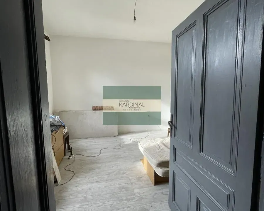 Prodaja, dvosoban stan, 57m², Mala vaga, Kragujevac