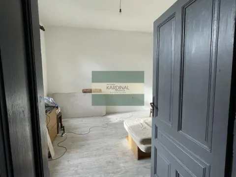 Prodaja, dvosoban stan, 57m², Mala vaga, Kragujevac - image 1