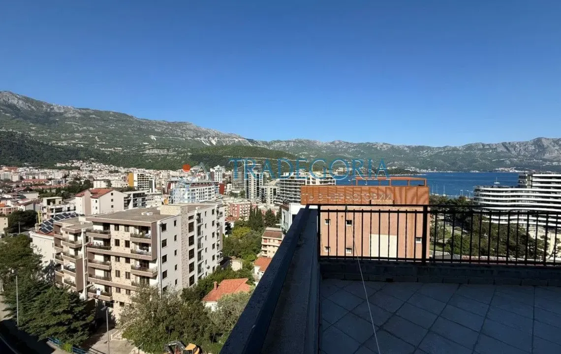 Prodaja, dvosoban stan, 107m², Budva, Crna Gora