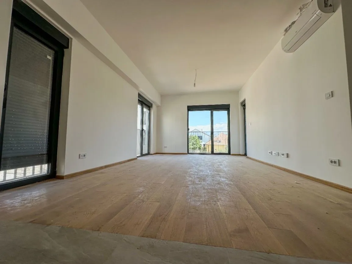 Prodaja, dvosoban stan, 75m², Zabjelo, Podgorica