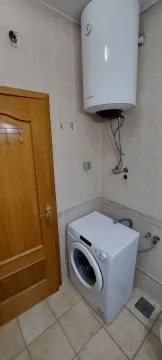 Dio kupatila sa veš mašinom i bojlerom. - image 8