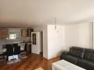 Izdavanje, dvosoban stan, 70m², Centar, Podgorica - image 10