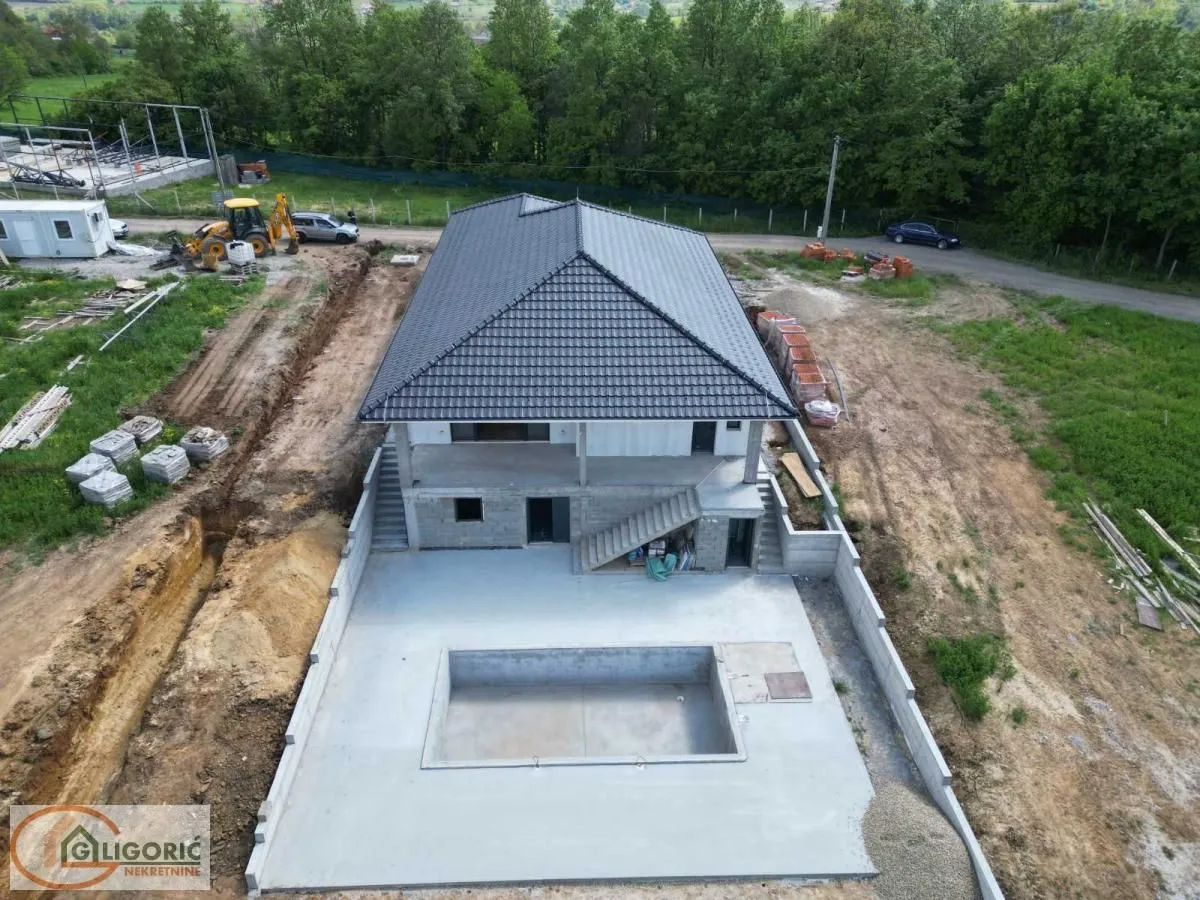Sale, house, 319m², Kosmaj, Sopot