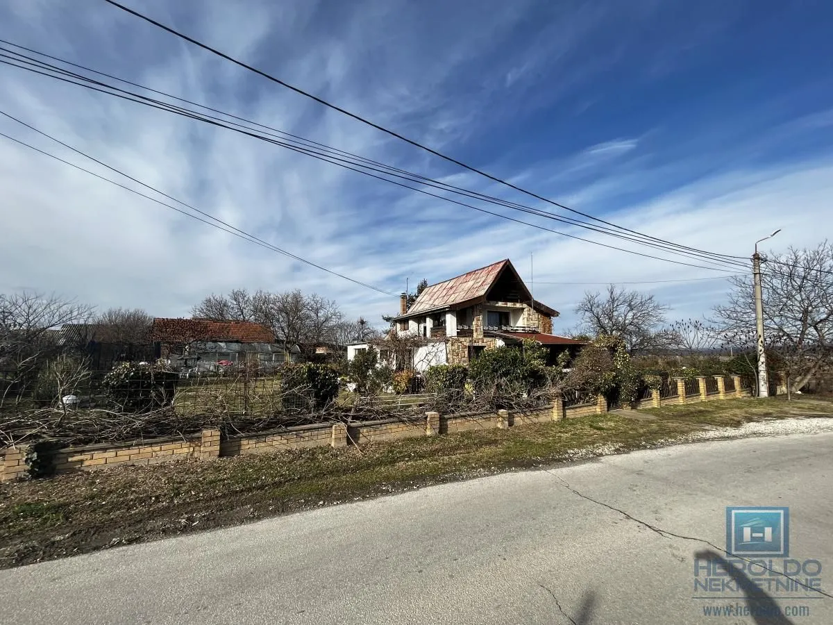 Prodaja, kuća, 218m², Budžino brdo, Jagodina