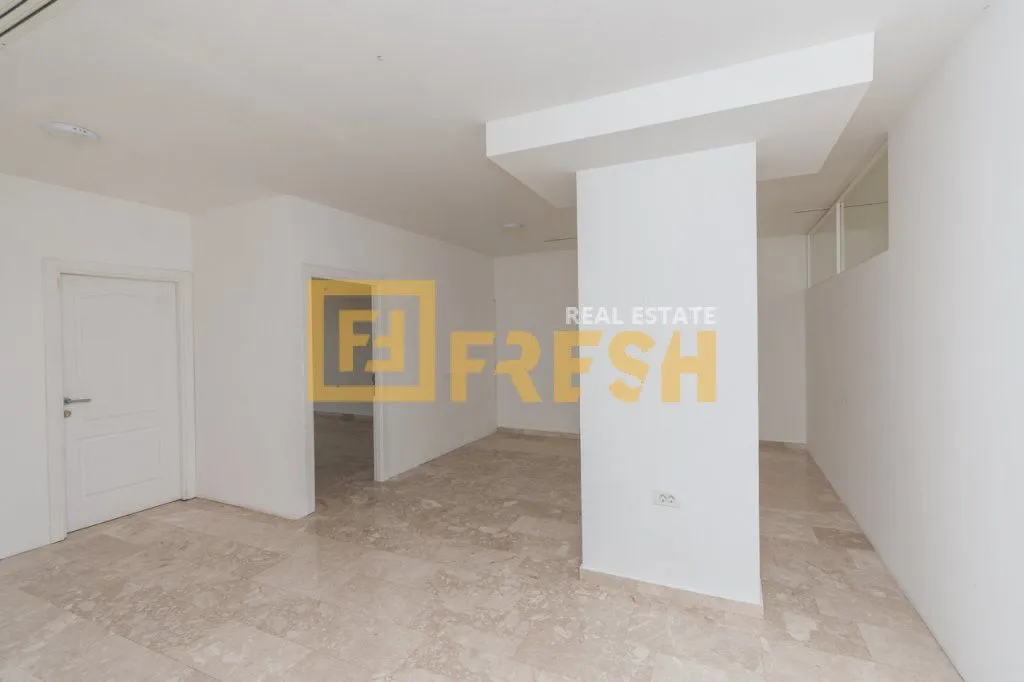 Rent, office space, 500m², Tuzi, Podgorica