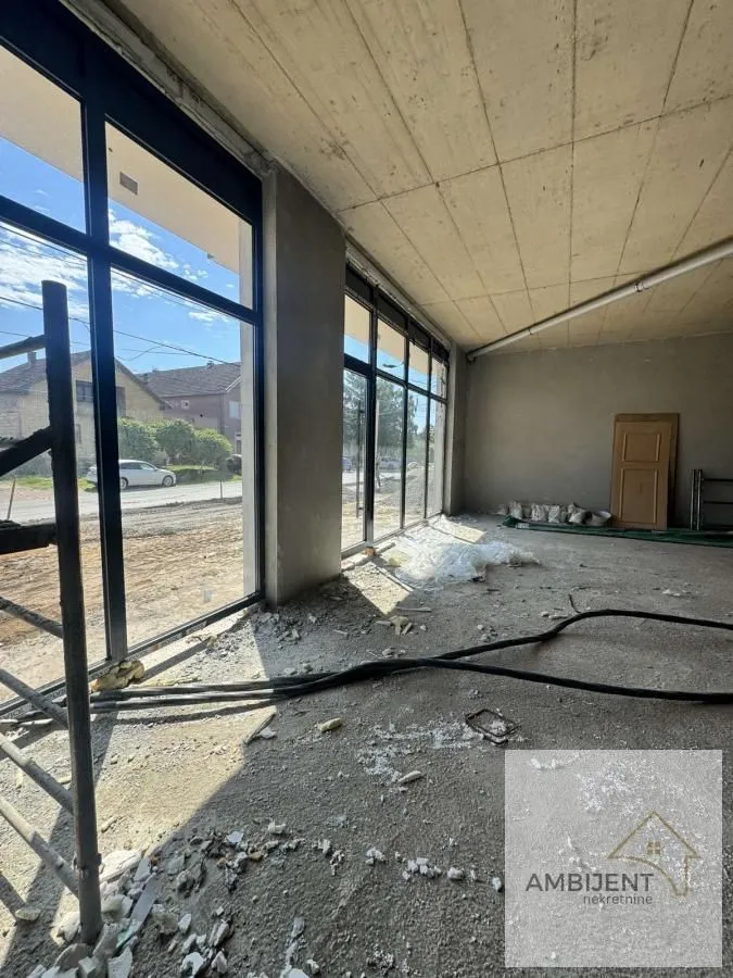 Sale, office space, 205m², Novi Banovci, Stara Pazova