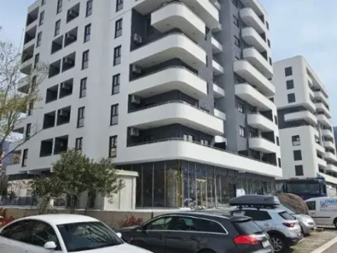 Rent, studio apartment, 37m², Makedonsko naselje, Bar - image 2