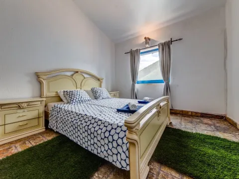 Izdavanje, kuća, 200m², Kotor, Crna Gora - image 10