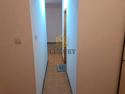 Rent, office space, 28m², Tološi, Podgorica - image 3