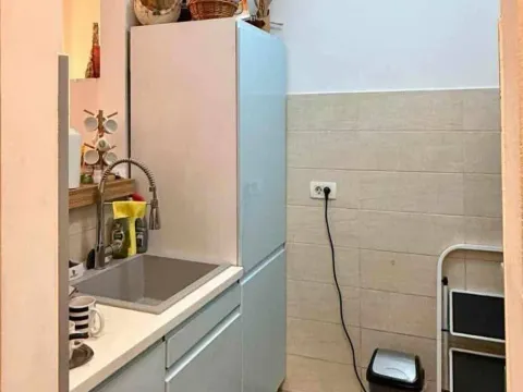 Prodaja, jednosoban stan, 51m², Tuški Put, Podgorica - image 2