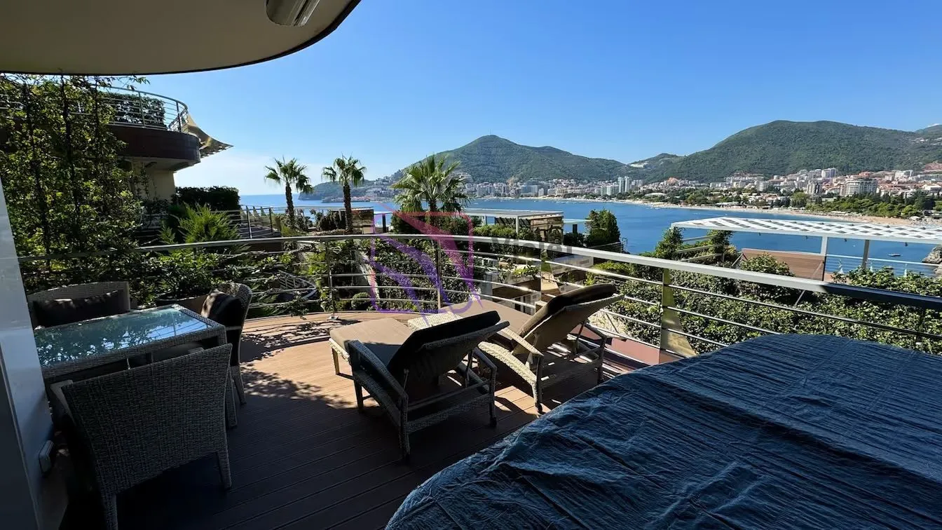 Sale, two bedroom apartment, 141m², Dukley Gardens, Budva