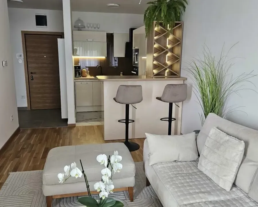 Prodaja, dvosoban stan, 44m², Avijatičarsko naselje, Novi Sad Sve Podlokacije