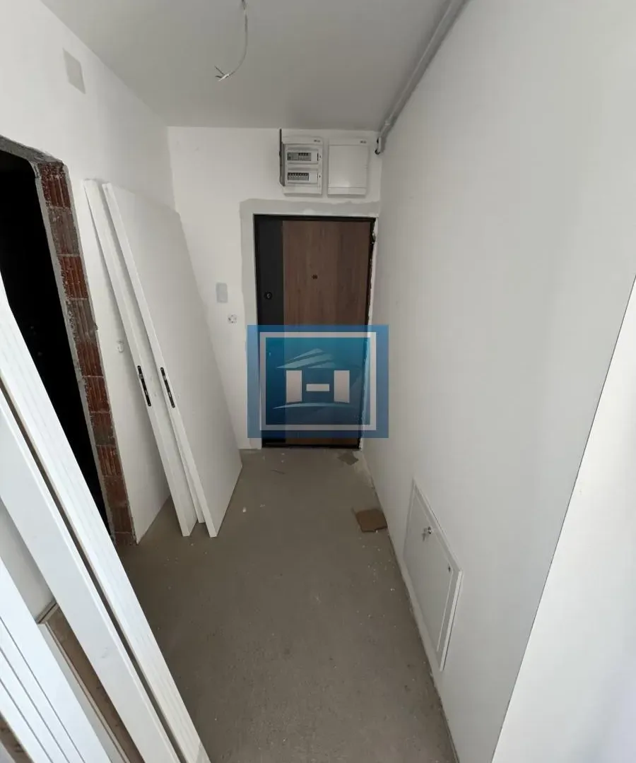 Prodaja, dvosoban stan, 60m², Centar, Ćuprija