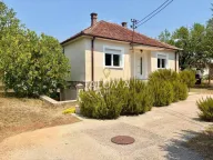 Izdavanje, kuća, 125m², Ibričevina, Podgorica