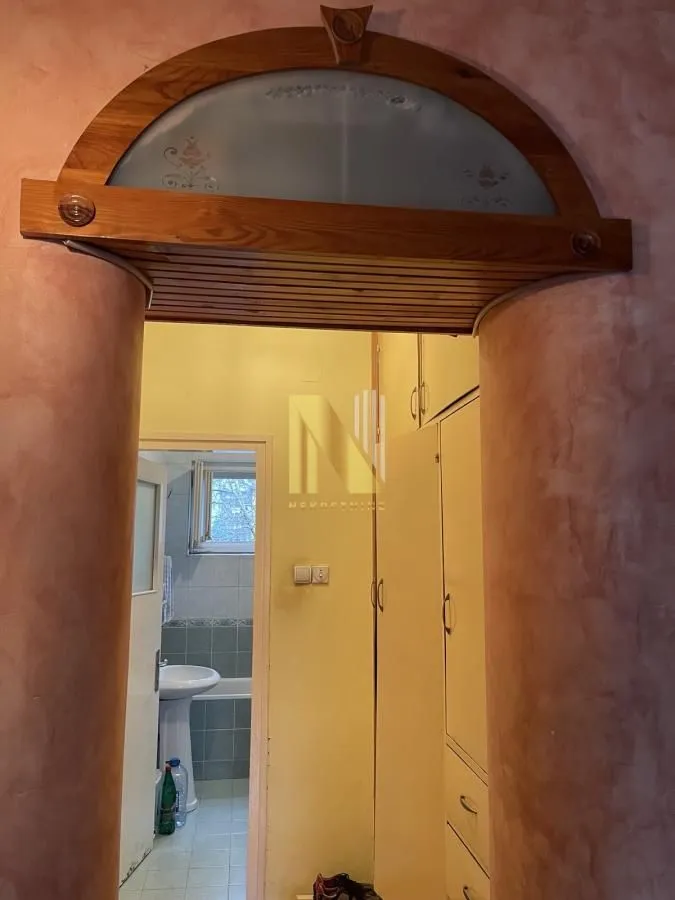 Prodaja, dvosoban stan, 58m², Centar, Novi Sad