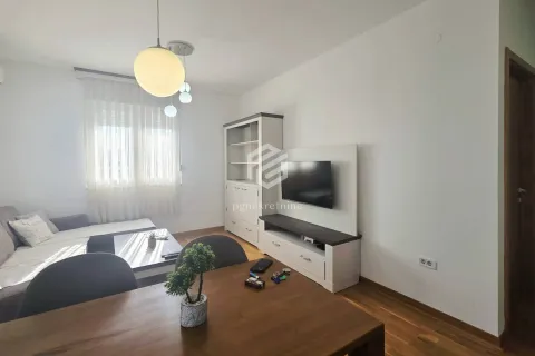 Rent, one bedroom apartment, 43m², City Kvart, Podgorica - image 2