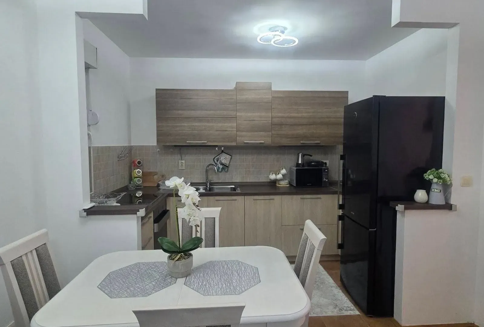 Rent, two bedroom apartment, 70m², Centar, Bar