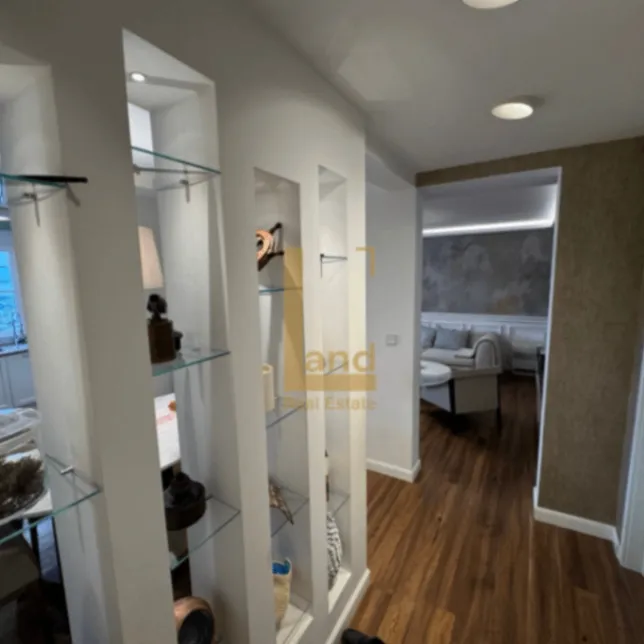 Sale, three bedroom apartment, 122m², Centar, Podgorica