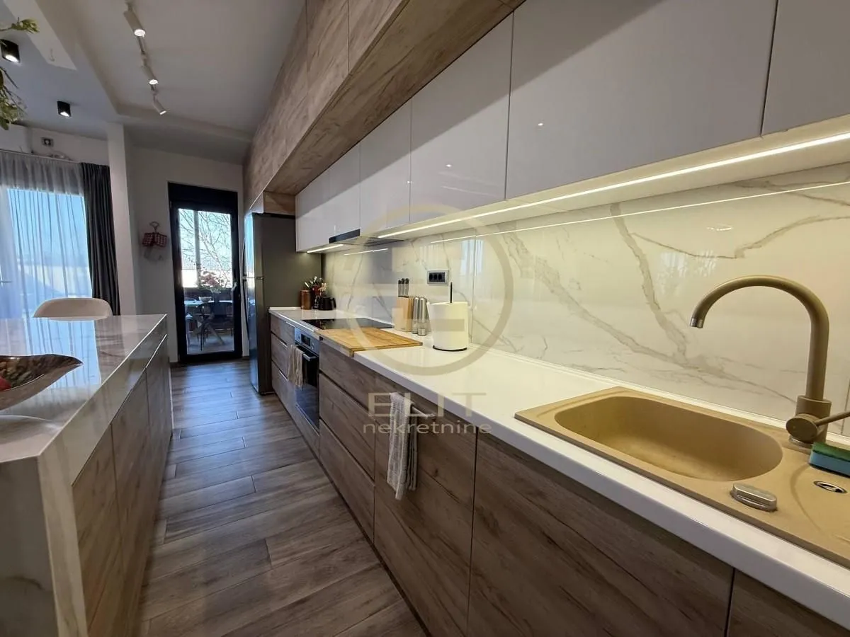 Sale, house, 165m², Petrovaradin, Novi Sad