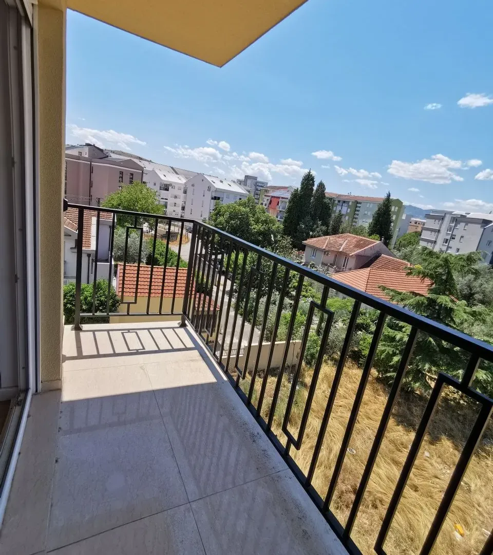 Prodaja, dvosoban stan, 68m², Ljubović, Podgorica