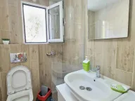 Izdavanje, kuća, 250m², Sveti Stefan, Budva - image 23