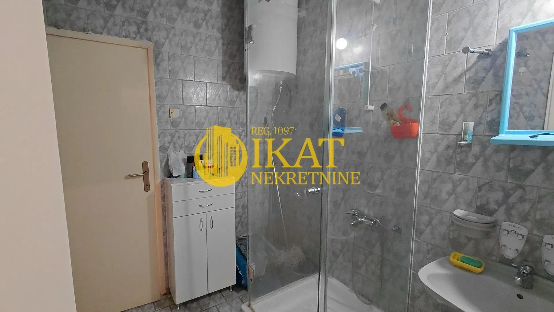 Prodaja, trosoban stan, 68m², Novi Beograd Sve Podlokacije, Beograd