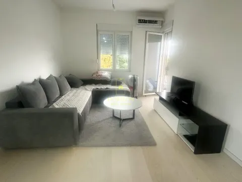 Prodaja, dvosoban stan, 73m², Zabjelo, Podgorica - image 1