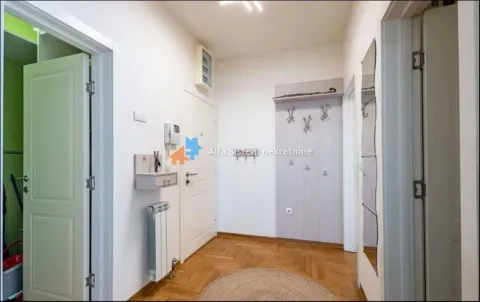 Izdavanje, trosoban stan, 106m², Vračar Hram, Vračar Sve Podlokacije - image 19