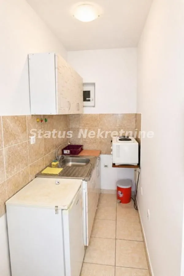 Prodaja, garsonjera, 24m², Bulevar Evrope, Novi Sad Sve Podlokacije