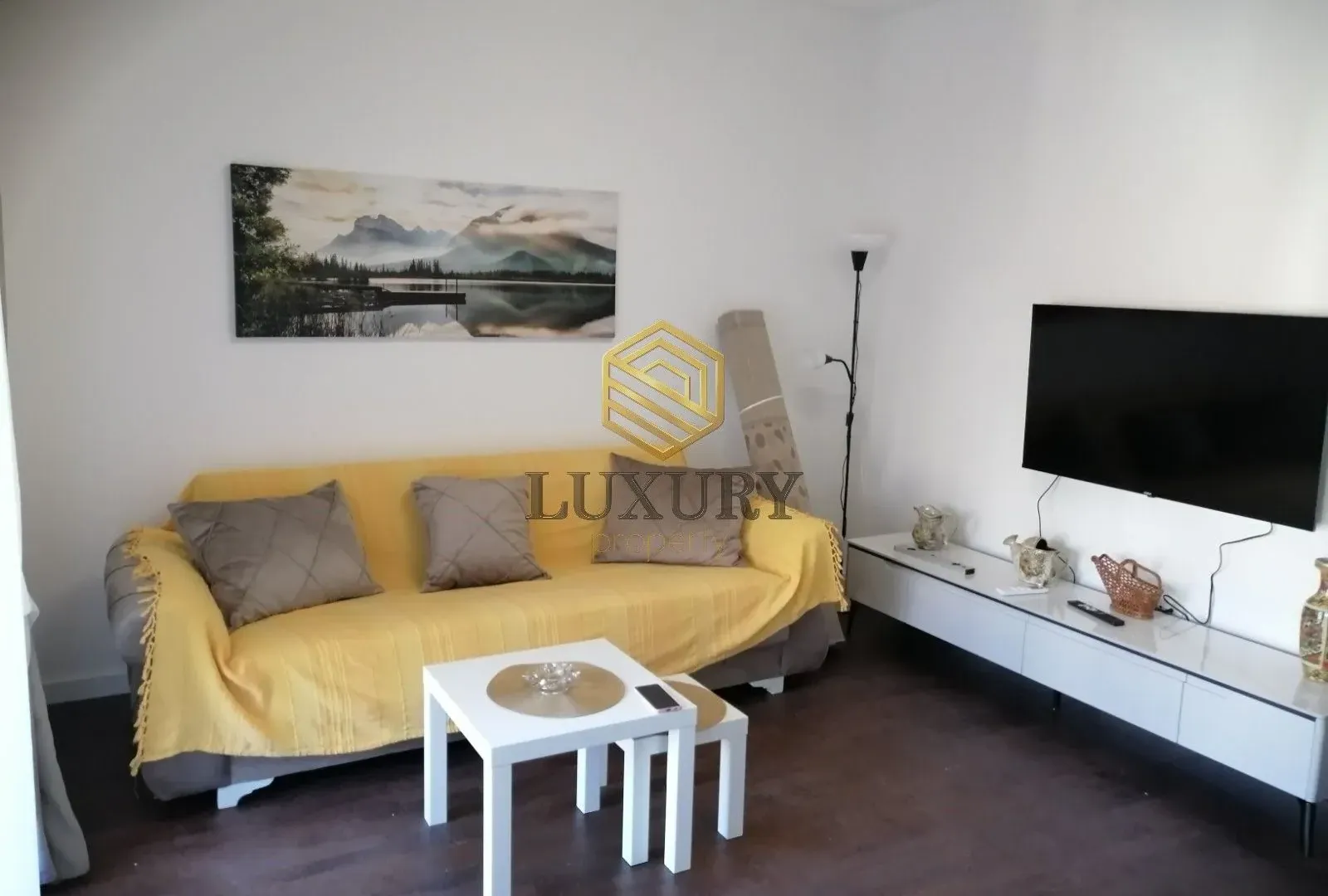 Izdavanje, jednosoban stan, 39m², Krivi Most, Podgorica