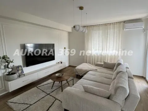 Sale, three bedroom apartment, 66m², Ruma, Srbija - image 1
