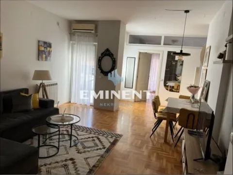 Rent, two bedroom apartment, 52m², Vračar Hram, Vračar Sve Podlokacije - image 1