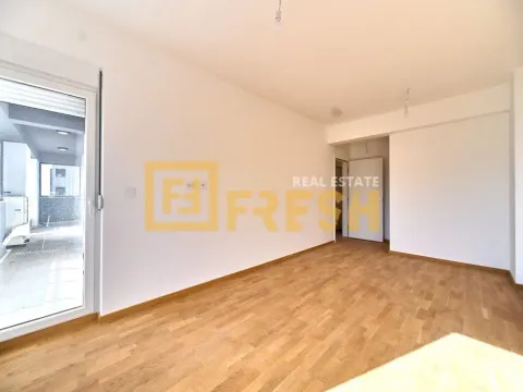 Prodaja, trosoban stan, 104m², Stari Aerodrom, Podgorica - image 7