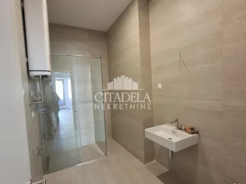 Sale, four bedroom apartment, 125m², Banovo Brdo, Beograd - image 6