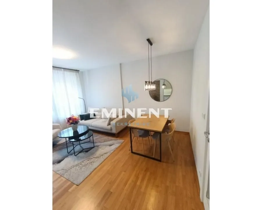 Prodaja, trosoban stan, 81m², Ada, Beograd