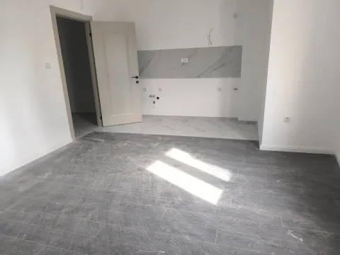 Prodaja, garsonjera, 29m², Zabjelo, Podgorica - image 5