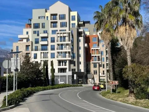 Prodaja, dvosoban stan, 90m², Porto Montenegro, Tivat - image 15