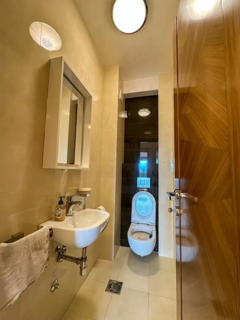 Rent, four bedroom apartment, 140m², Centar, Podgorica