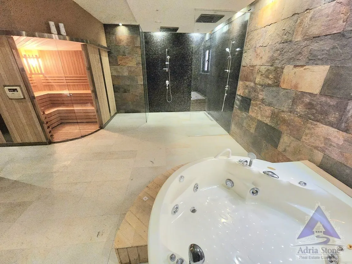 Sale, house, 304m², Blizikuće, Budva