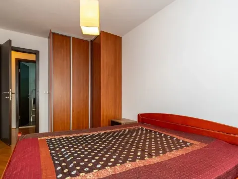 Rent, two bedroom apartment, 60m², Pod Goricom, Podgorica - image 8