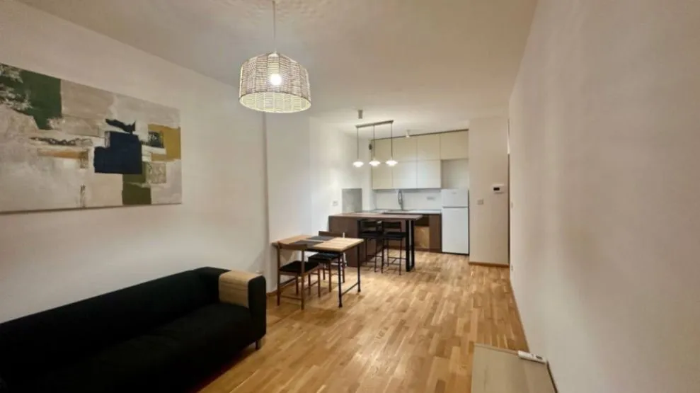 Izdavanje, jednosoban stan, 45m², Bečići, Budva